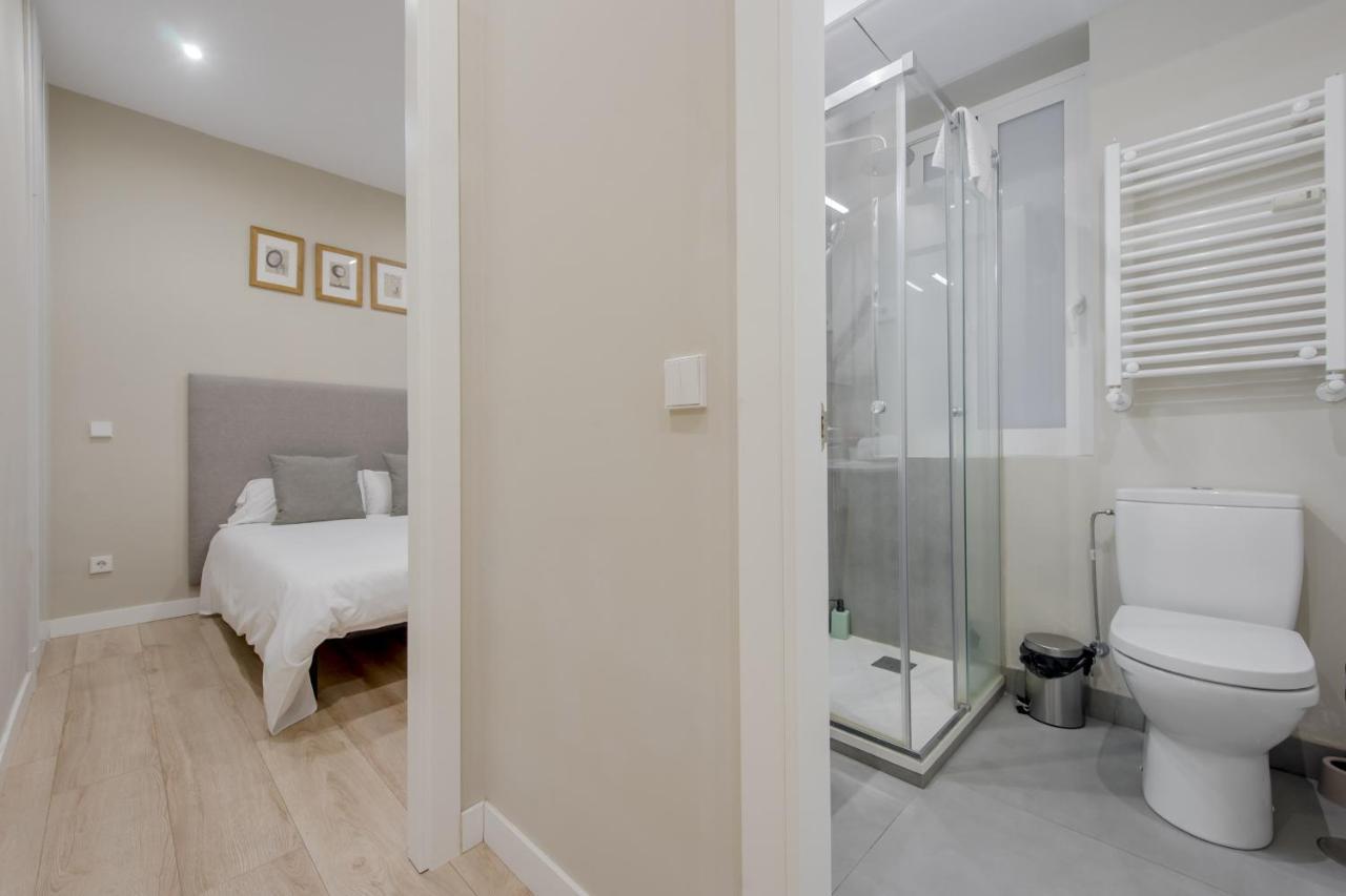 Acogedor Apt 3 Habitaciones Y Terraza En El Centro Madrid Exterior photo